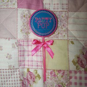 NWT Victoria's Secret Panty Pop Cheeky Confetti